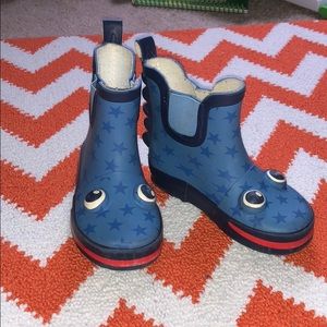 Rainboots for toddler